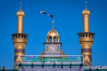 ببینید| تصاویری زیبا از برج ساعت حرم مطهر حضرت عباس(ع)