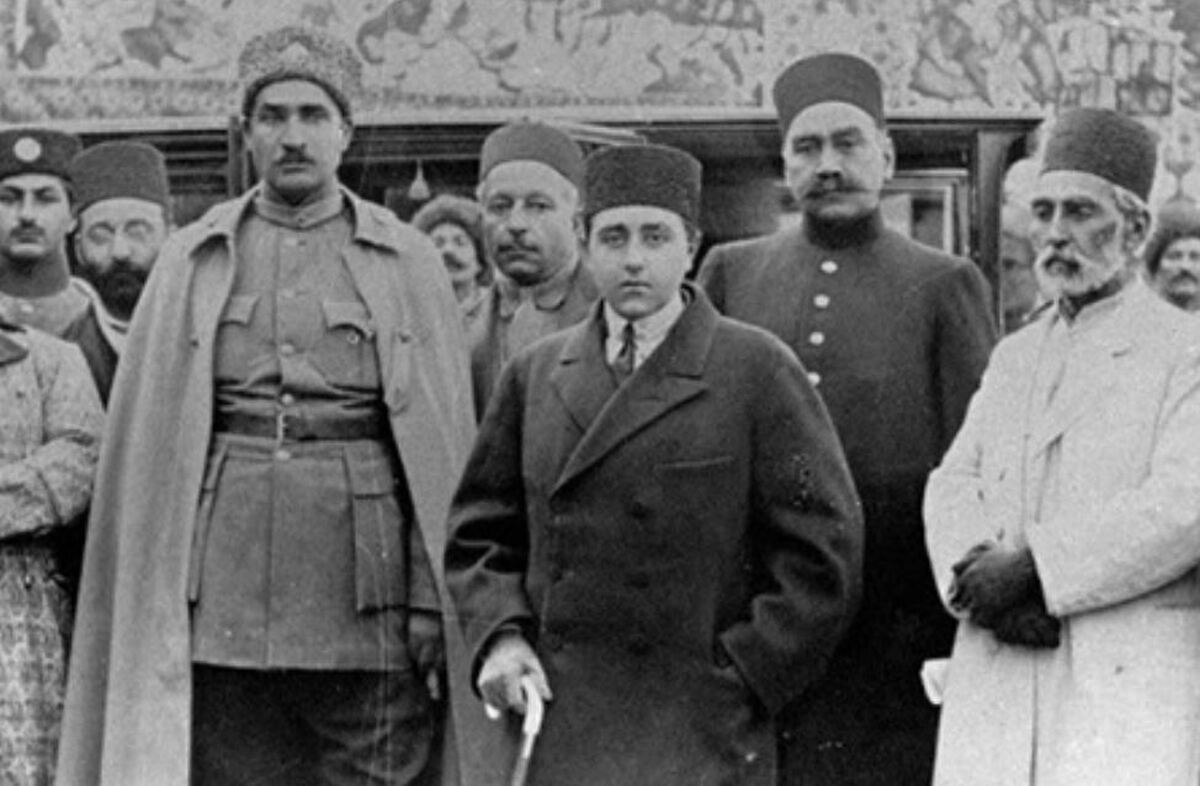 در این تاریخ قیمت دلار یک تومان بود / بررسی ارزش پول ملی در تاریخ معاصر