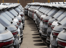 قیمت خودرو امروز ۱۹ اسفند ۱۴۰۴ اعلام شد/ دنا پلاس، ساینا و اطلس چند؟ + جدول