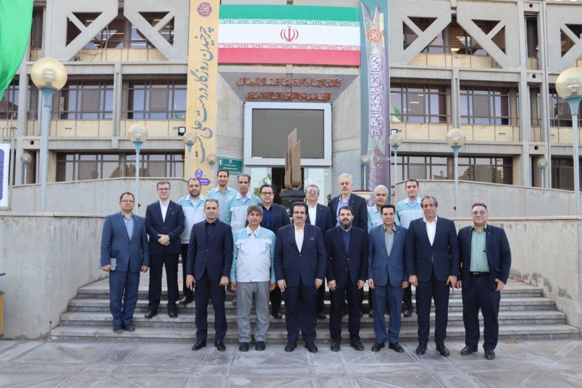 آمادگی بانک رفاه کارگران برای حمایت از صنعت فولاد کشور آمادگی بانک رفاه کارگران برای حمایت از صنعت فولاد کشور